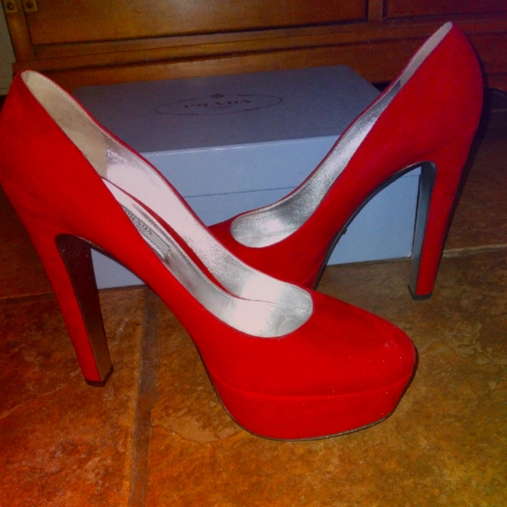 Prada Red Camoscio Heels